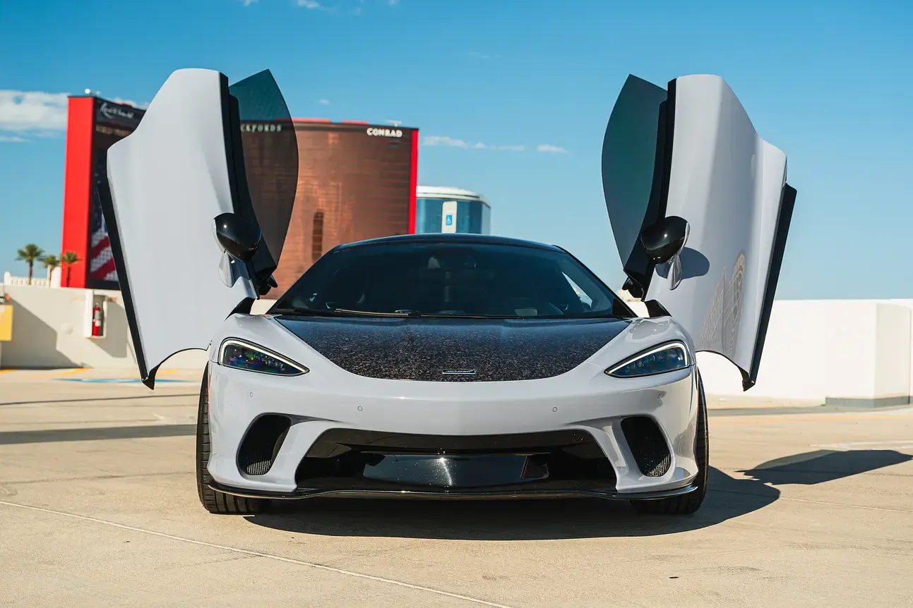 McLaren GT — photo 4